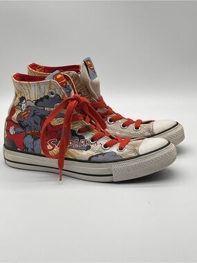 DC Comics Superman All Star High-Top Sneakers in Red and Cream Men 5 Women 7